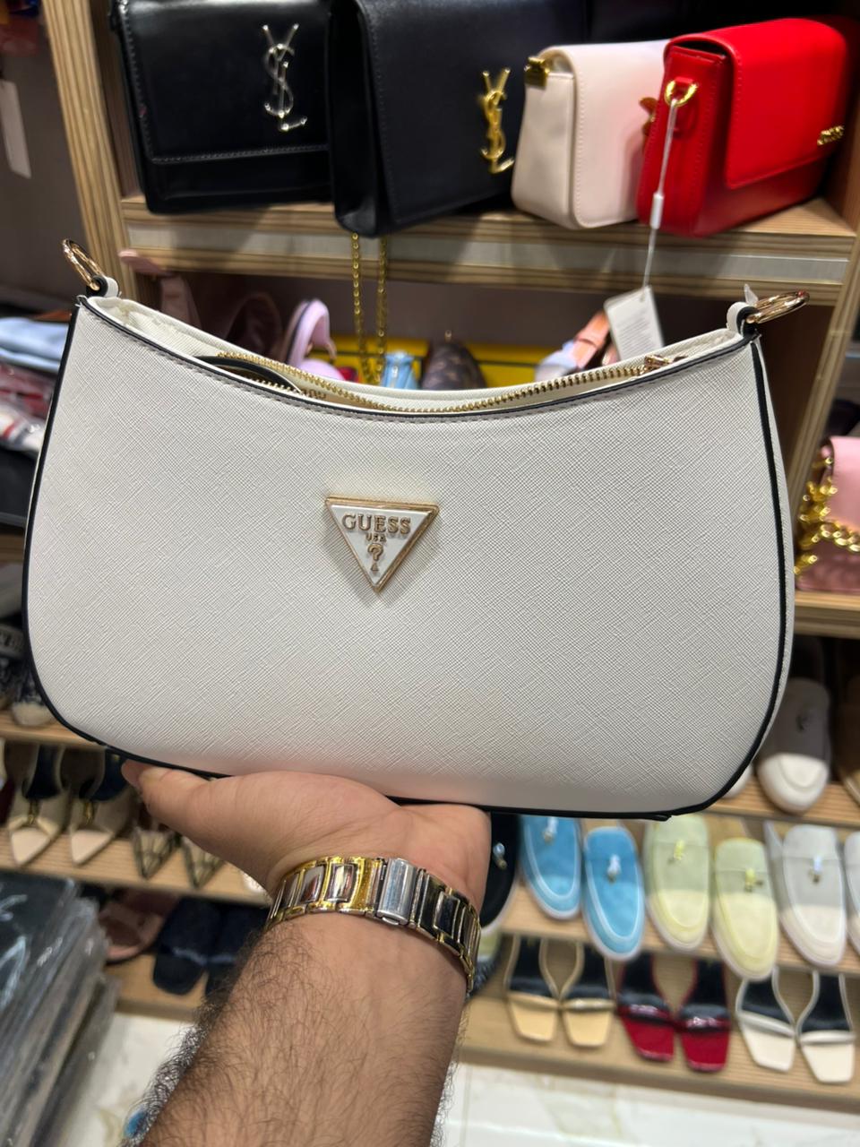 Sac Baguette Élégant – Style Minimaliste & Touche Chic